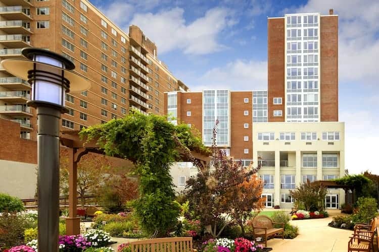 20738153-il-gallery6